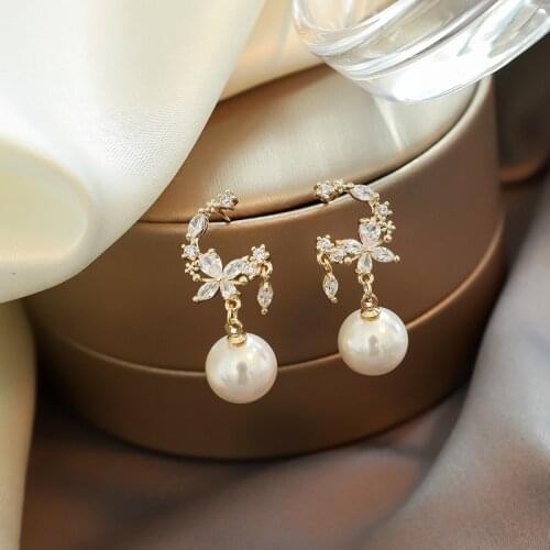 2021 New Trendy Pearl Flower Dangle Earrings For Women Korean Style Heart Shaped Rhinestone Earring Sweet Girl Elegant Jewelry