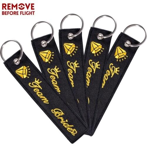 5 PCS/LOT Fashion Team Bride Keychain for Wedding Party Key Fobs Black Gold Key Chains Chaveiro Remove Before Flight Bride Gift