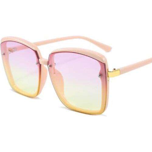 Newest Pink Square Frame Fashion Sunglasses Women Brand Designer Beauty Decoration Gradient Shades Ocean Lens Big Eyewear