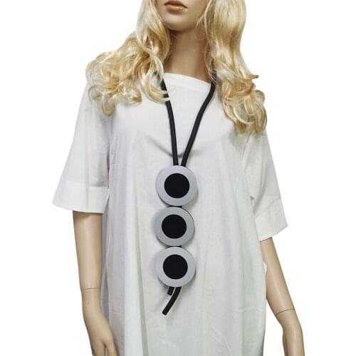 Handcrafted Big Round Pendant Necklace For Women Punk Style Leather Choker Chain Statement Necklaces 2020 Costume Jewelry Gift