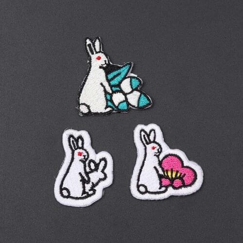 1PCS Trendy Embroidery Patch Lovely animal rabbit Pattern Iron on Patches for Clothes Applique DIY Badges Decorative