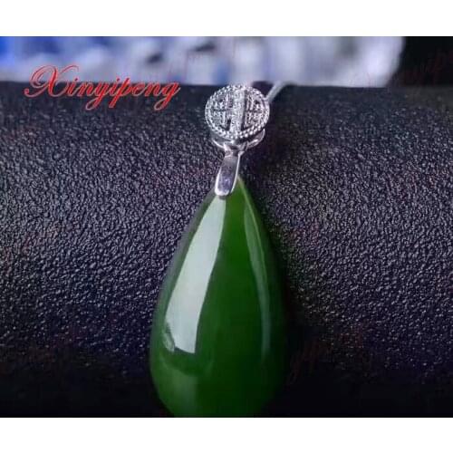 18 k White yellow gold with 100% natural jasper pendant Spinach is green Simple and easy Fine jewelry