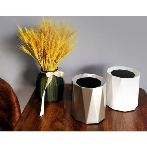 LA TROUVAILLE Cleaning Accessories