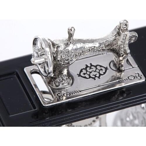 Exquisite Alloy Miniature Sewing Machine 1:12 Scale Dollhouse DIY Gift