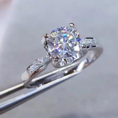 Passed Diamond Test Perfect Cut D Color VVS Classic Moissanite Diamond Ring Bull Head Shape Womens Jewelry Luxury Accessories