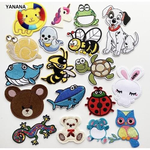 Cute animals Patch Badges Embroidered Applique Sewing Iron On Badge Clothes Garment Apparel Accessories