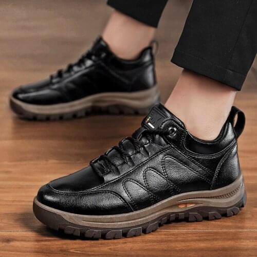 Winter Men Leather Warm Shoes Thick Work Construction Safety Toe Shoes for Male Solid Color Comfort Footwear Outdoor Sneakers