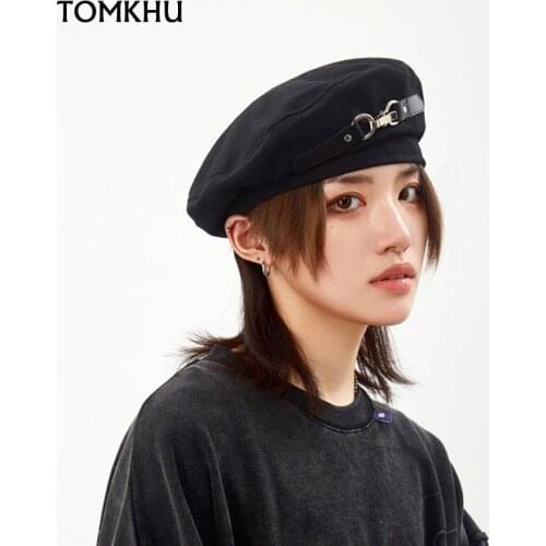 Harajuku Punk Gothic Metal Ring PU Belt Chain Black Hat Beret Spring Summer Bucket Hat Men Women Chic Streetwear Beanie Bonnet