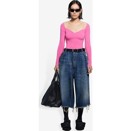 Fall 2021 new heart-shaped design neckline solid color light mature long-sleeved T-shirt womens fashion slim bottoming shirttop