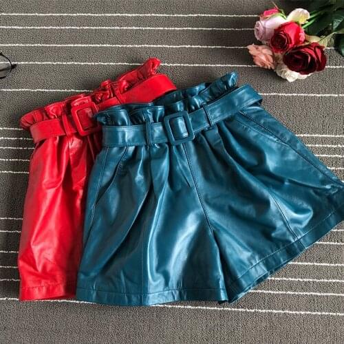 2021 Autumn womens sheepskin wide-leg Shorts Chic belt real leather high-waist short trousers A711