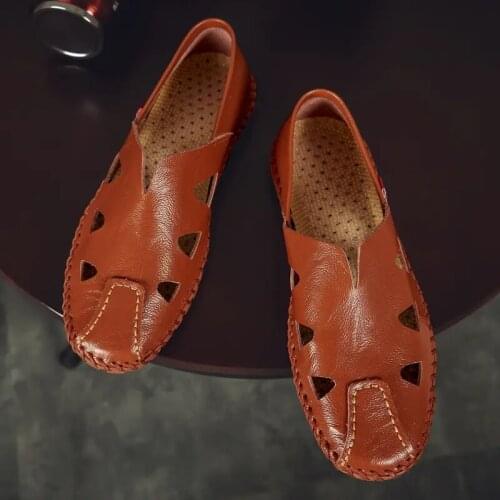 Summer Mens Leather Casual Hollow Out Sandal Hand Sewn Soft Soled Non Slip Breathable Casual Shoes Driving Shoes Walking Shoes