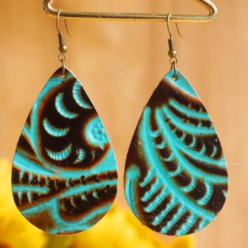 Vintage Embossing Teardrop Genuine Leather Earrings for Women Statement Dangle Earring Bohemia Fashion Jewelry Accessories