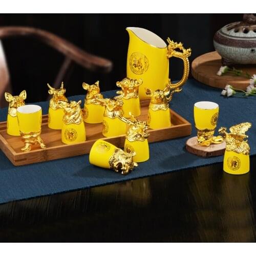 12PCS/set Chinese Style Twelve Beast Head Ceramic Wine Glass Dispenser Set Exquisite Household Vodka Whiskey Spirit Wine Glass