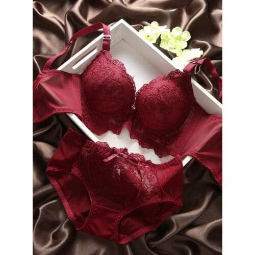 Sexy Lace Bow adjustable thickening and breathable stickers are fashion bra suits for bra sets hot sale