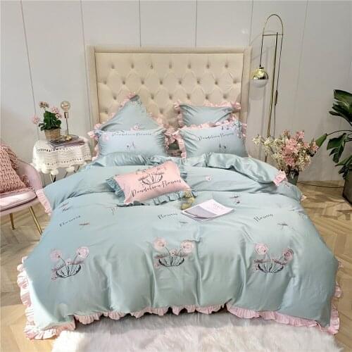 Luxury blue 80S Egyptian cotton Embroidered Bedding sets Queen King Princess Duvet cover Bed sheet set Pillowcases 4/6pcs pink