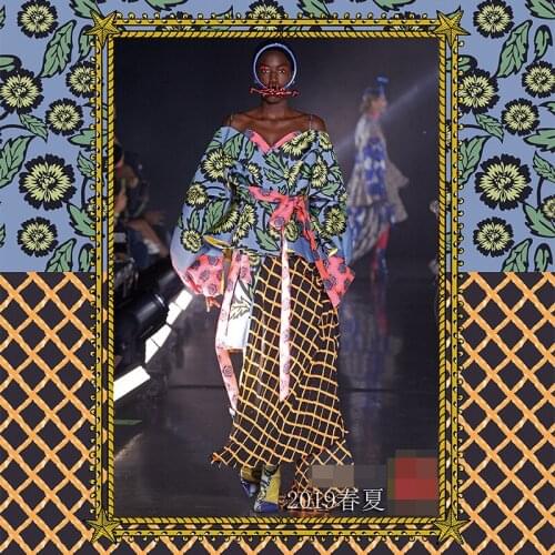 New pre-sale spring and summer fashion high-grade printed fabric hot sale dress shirt womens clothing cloth wholesale