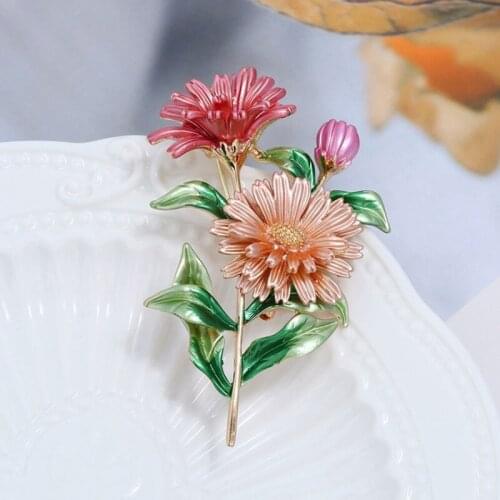 Colorful Daisy Flower Brooch Women Jacket Cardigan Fashion Chrysanthemum Flower Pin Brooches Accessories