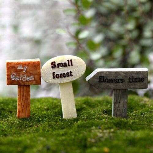 1PCS Resin Crafts Sign Board Signboard Miniatures Fairy Garden Gnome Moss Terrarium Decor Bonsai Figurines Micro Landscape