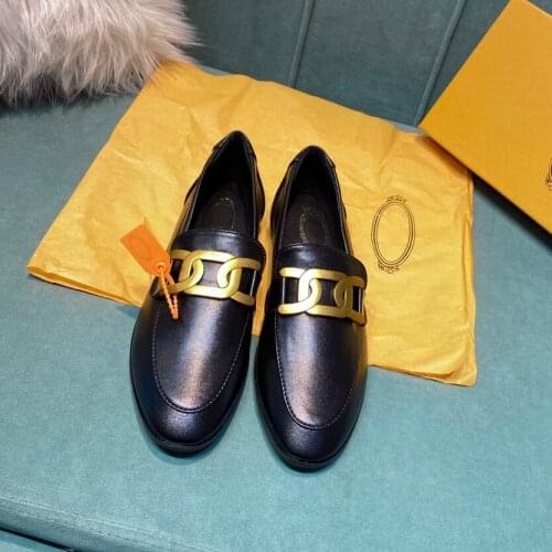 Women Casual Flats Shoes Leather Loafers New Fashion Comfortable Office Metal Shoes Ballet Flats Ladies Slip On Loafers Autumn