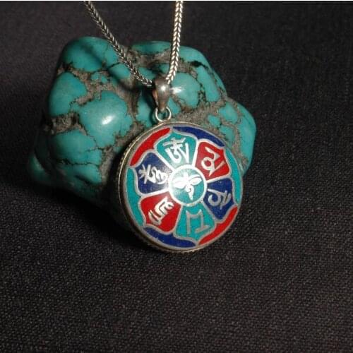 Handmade 925 Silver Nepalese Tibetan OM Mantra Pendant Necklace Tibetan Buddhist Buddha Eyes Pendant Necklace Bohemia Necklace