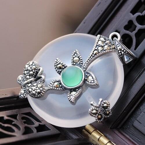 Retro Thai Silver Wholesale Peace Buckle Small Pendant S925 Sterling Silver Inlay Natural Milky Quartz Pendant Fashion Female