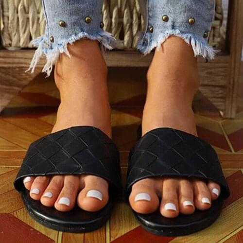 2021 Women Summer Fashion Beach Slippers Female New Solid Casual Slides Ladies Comfortable Leisure Flat Plus Size Footwear