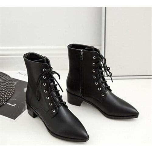 2021 Autumn and Winter New Style With Fine Pointed High Heels Martin Boots White Boots Leather Boots Womens Boots Spring Wedgie