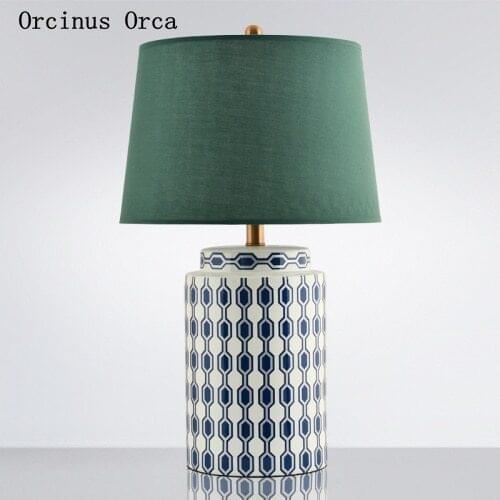European-style pastoral color ceramic desk lamp study bedroom bedside lamp modern creative painted LED decorative desk lamp