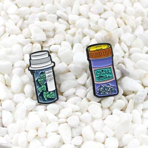 Cartoon color pill bottle purple plastic bottle with heart shaped LOVE ME pill brooch Cute creative badge Denim leather pin