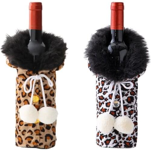 68UE Faux Fur Wine Bottle Bag Christmas Wine Bottle Cover for Winter Holiday Dinner Party Thanksgiving Wedding Decorations