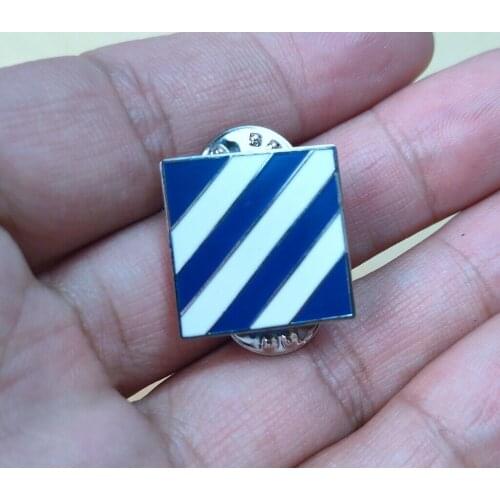 WWII US 3RD INFANTRY DIVISION MILITARY INSIGNIA PIN