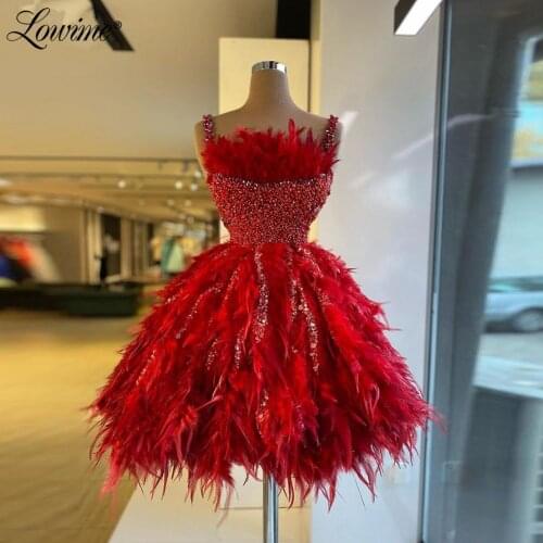 Feathers Red Short Party Dress Cocktail Dresses 2021 Custom Made Graduation Gowns Beaded Arabic Evening Women Gala Wear Gowns