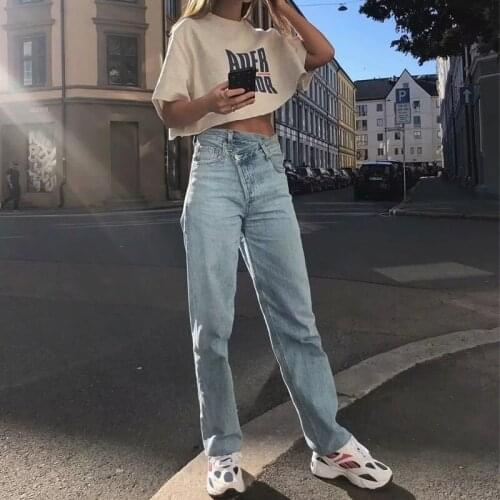 2020 Summer New Fashion Light Blue Women Asymmetric Fly Jeans With Button Closure Split Waist Straight Leg Jeans Plus Size S038