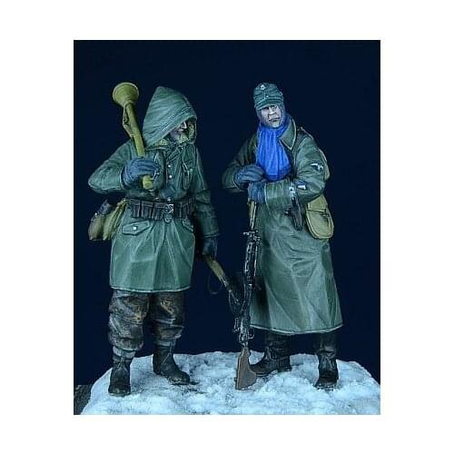 1/35 scale German winter snow soldier 2 people miniatures WWII Resin Model Kit figure Free Shipping
