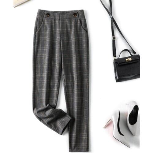 Plaid suit pants womens high waist 2021 spring and autumn new fashion retro split loose small straight casual nine-point pants