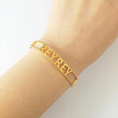 V Attract Wrist Bracelets