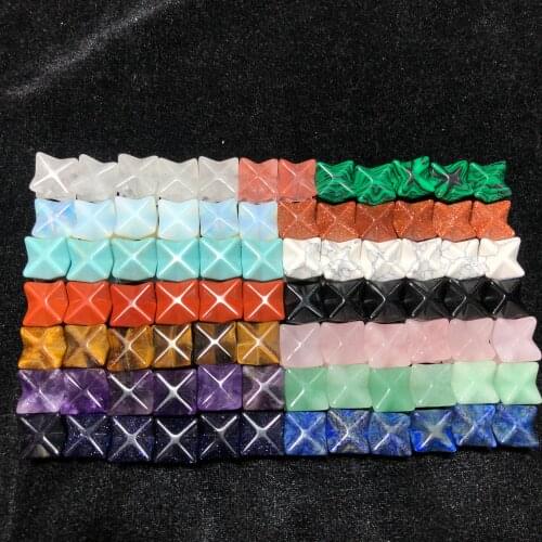 Mini Merkaba Qaurtz Feng Shui Chakra Healing Reiki Quartz Stone Hand Play Home Decoration Stone Handicraft Decoration Carvings