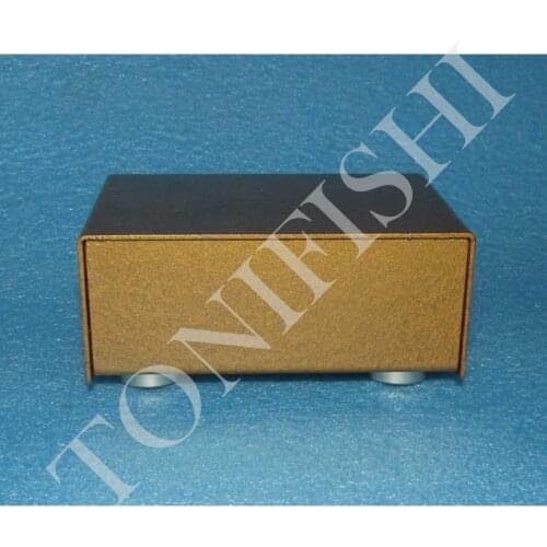 Re-engraved British QUAD 33MM phono amplifier/pre-amplifier finished machine, with strong power and good control