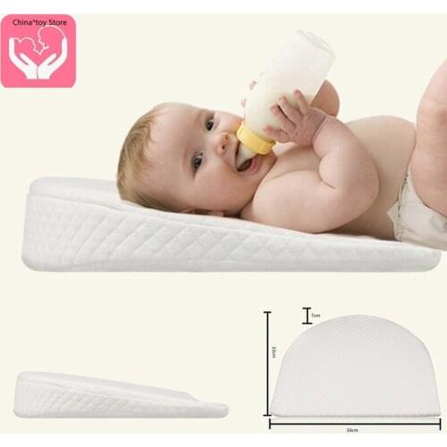 New Explosion Models Baby Anti-overflow Milk Pillow Anti-spitting Milk Pillow Baby Feeding Ramp Pad Memory Foam Baby Pillow