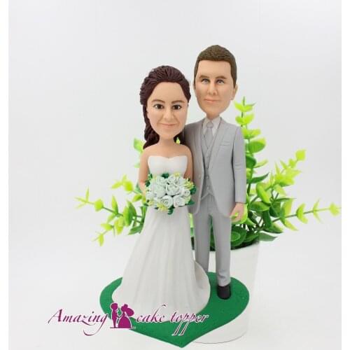 2019 AMAZING CAKE TOPPER Simple noble wedding dress Toys Custom Polymer Clay Figure From Pictures