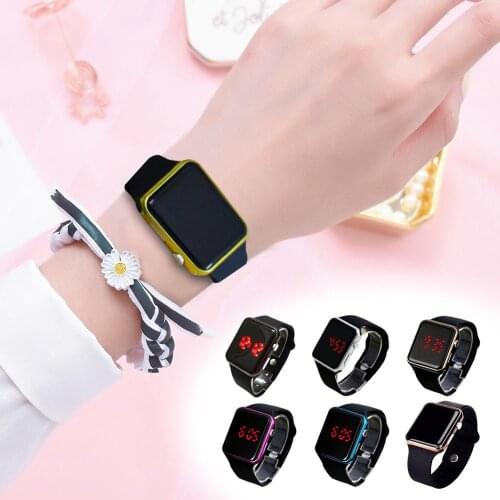 Fashion Accessories Digital Watch LED for Men and Women PU Watch Band Students Fashion Wristwatch