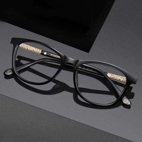 PARZIN Myopia Optical Eyeglasses Frame Men Prescription Eye Glasses for Women Vintage Optical Square Eyewear Gafas Para Mujer