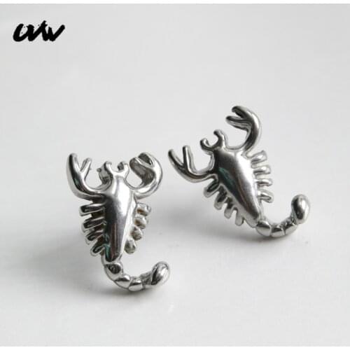 UVW396 2pc Punk Animal Scorpion Stud Earrings 316L Mens Earrings Silver Color Unisex Female Mujer Moda Accessories Gift