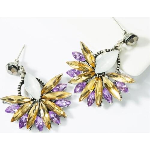 Earings Fashion Jewelry 2019 European Exaggerated Metal Rhinestone Acrylic Flowers Womens Personality Popular Party Earrings