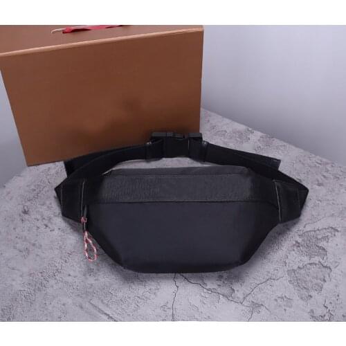 Fashion casual leather mens small chest bag luxury calfskin daily lightweight waist bag black diagonal bag