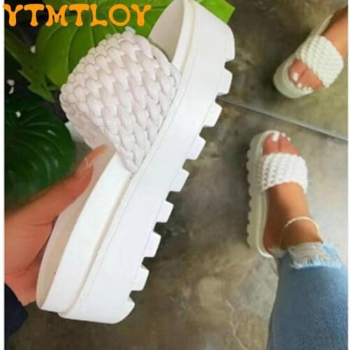 New summer weaving all-match fashion beach large size casual womens flat sandals and slippers35-43 House Slippers