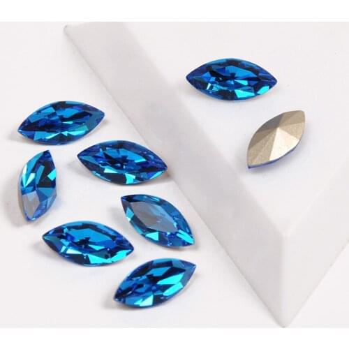 YANRUO 4200 Super Glitter Capri Blue Color Navette Shape Rhinestones Popular Crystal Glass For Charms 3D Nails Art Decorations