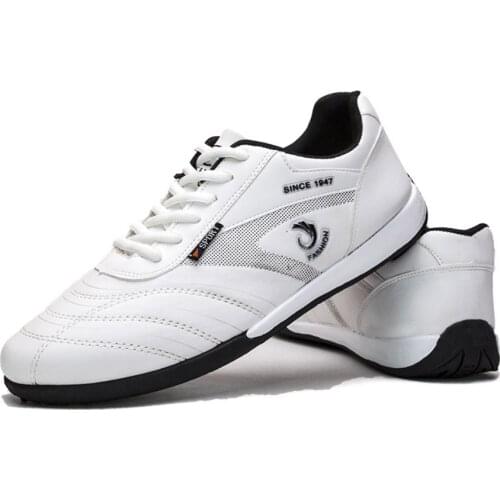 Luxury Designer Men Running Shoes 2021 New Mens Outdoor Sports Shoes Lace-Up Shoes Brand Loafers Male Sneakers Fitness Shoes