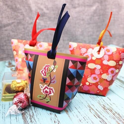 Party favor bags / Korean Style Paper Bags (Small Size)/ gift bags/ bridesmaid bags/30pcs/lot