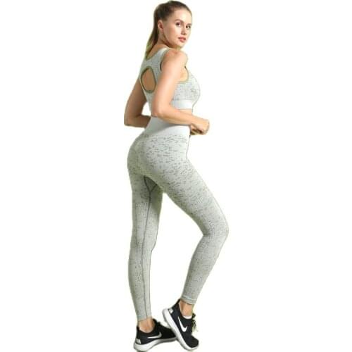 Womens Seamless Yoga Suit Sportswear Fitness Suit Sports Bra Leggings 2 Piece Sets Gym Clothes Costume For Yoga Female 2021 Hot